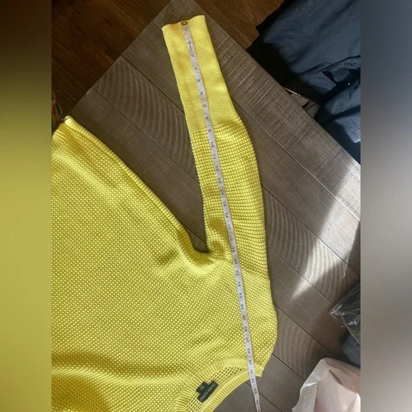 Cynthia Rowley sweater with side zippers - Picture 8 of 8